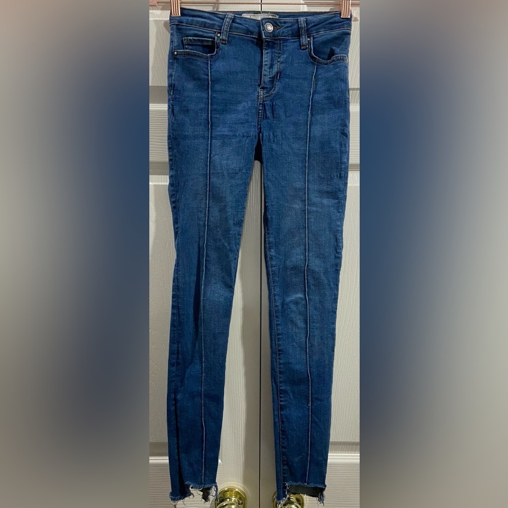 Free People Jeans, Women's Size 25, Blue, Denim, Frayed Bottoms